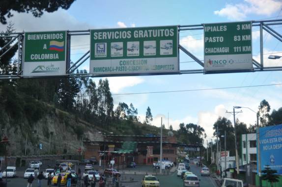 Entrando na Colômbia, na cidade de Ipiales